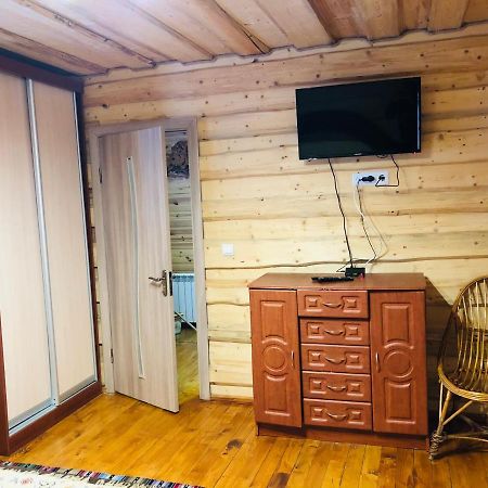 Apartamento У Віти Номер3 Synevyrsʼka Polyana Exterior foto