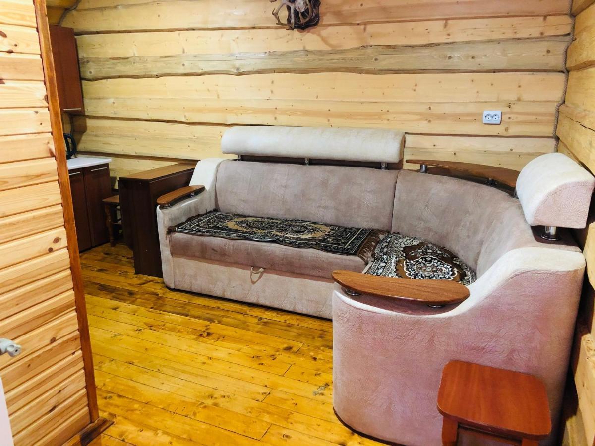 Apartamento У Віти Номер3 Synevyrsʼka Polyana Exterior foto
